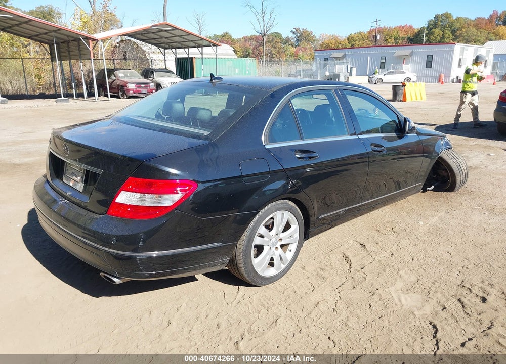2009 MERCEDES-BENZ C 300 LUXURY/SPORT VIN: WDDGF54X69R049655