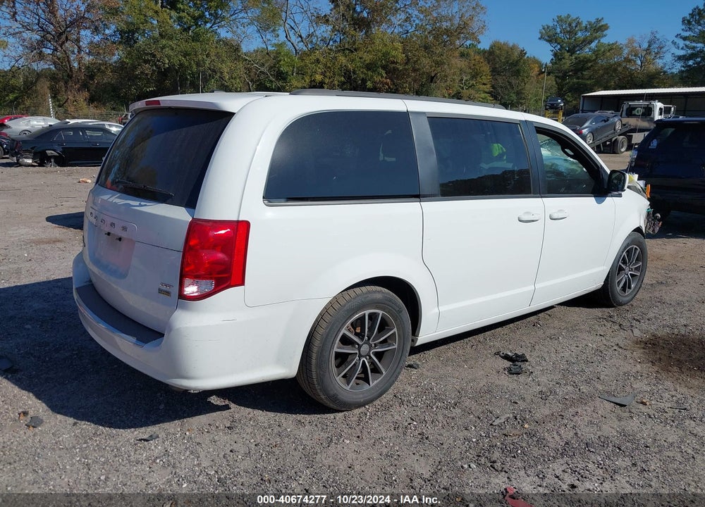 2018 DODGE GRAND CARAVAN GT VIN: 2C4RDGEG4JR340981