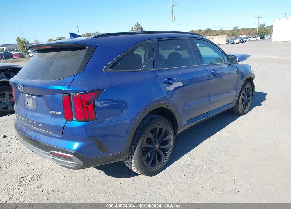 2021 KIA SORENTO SX VIN: 5XYRK4LF2MG058670