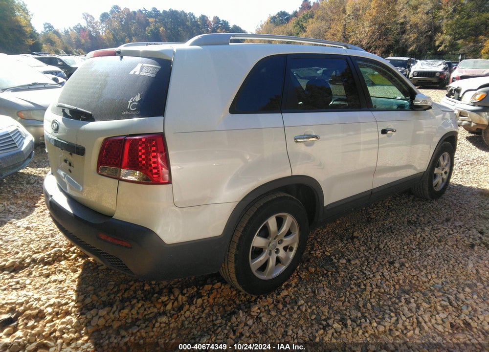 2012 KIA SORENTO LX V6 VIN: 5XYKT3A20CG263430