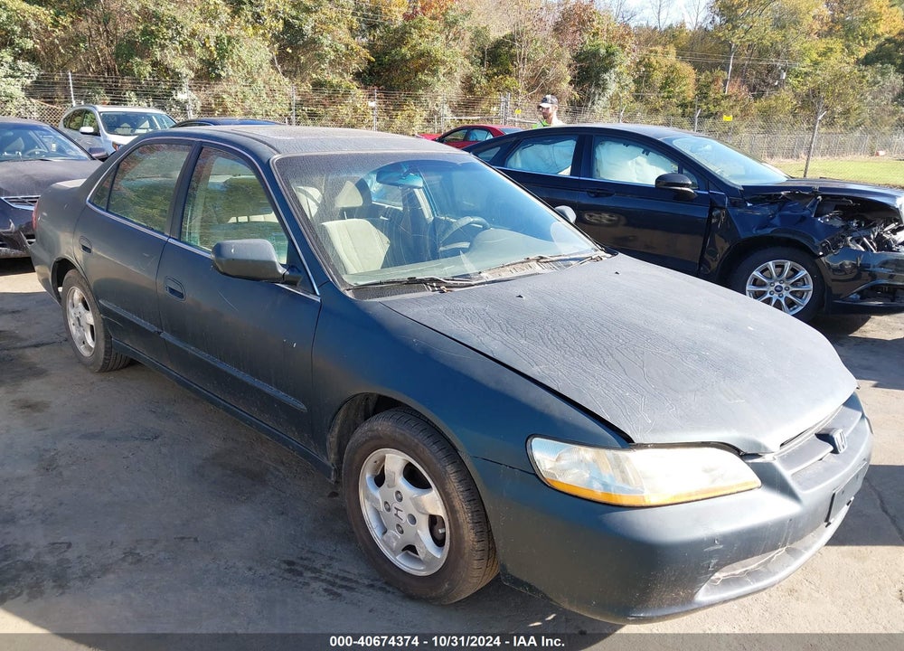 2000 HONDA ACCORD 2.3 EX VIN: 1HGCG6678YA155824