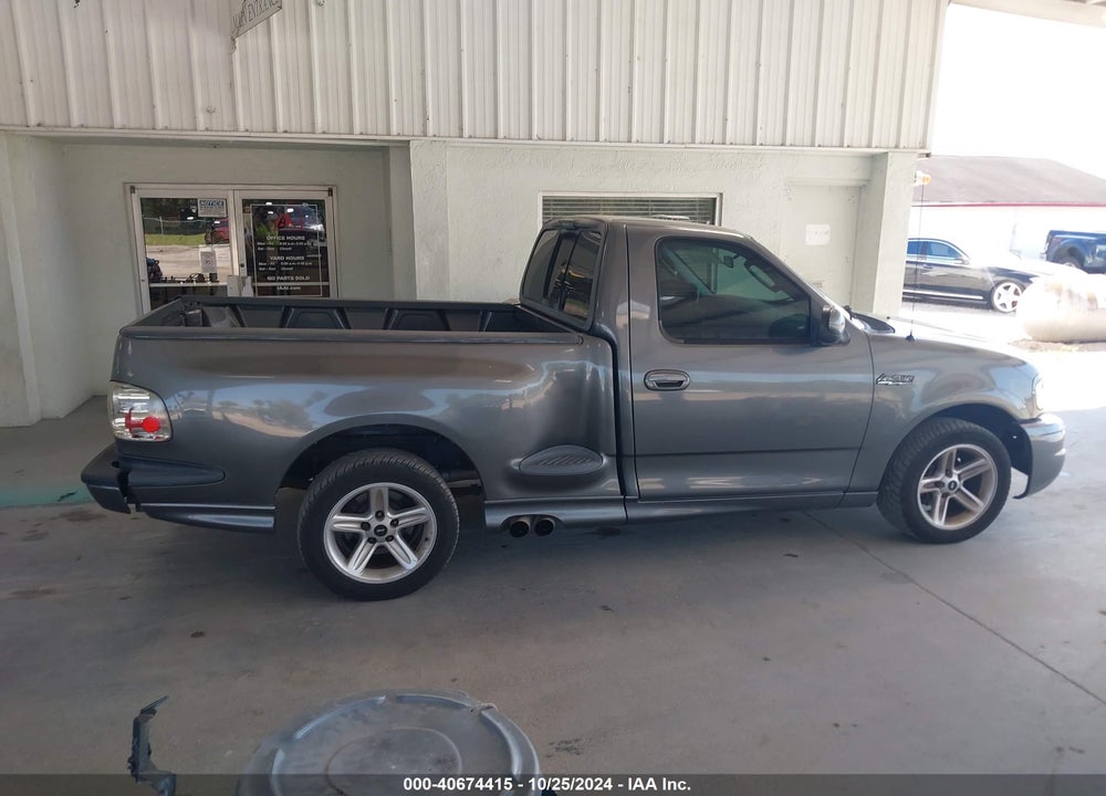 2003 FORD F-150 LIGHTNING VIN: 2FTRF07323CA79724