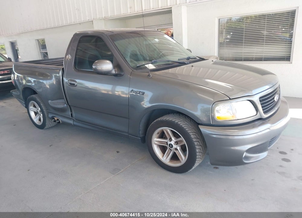 2003 FORD F-150 LIGHTNING VIN: 2FTRF07323CA79724