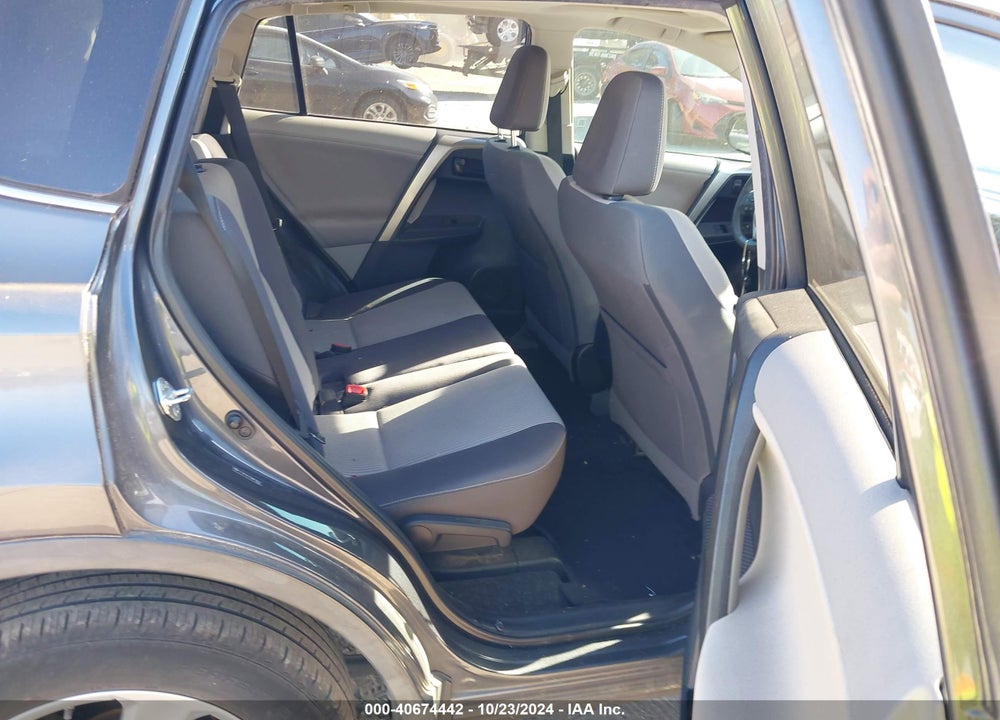 2013 TOYOTA RAV4 XLE VIN: 2T3RFREV7DW028622