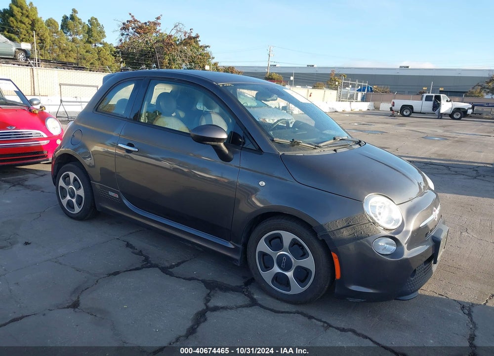 2015 FIAT 500E BATTERY ELECTRIC VIN: 3C3CFFGE4FT623413
