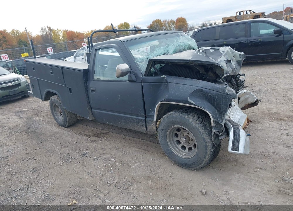 1992 CHEVROLET GMT-400 C1500 VIN: 1GCDC14Z8NE168843