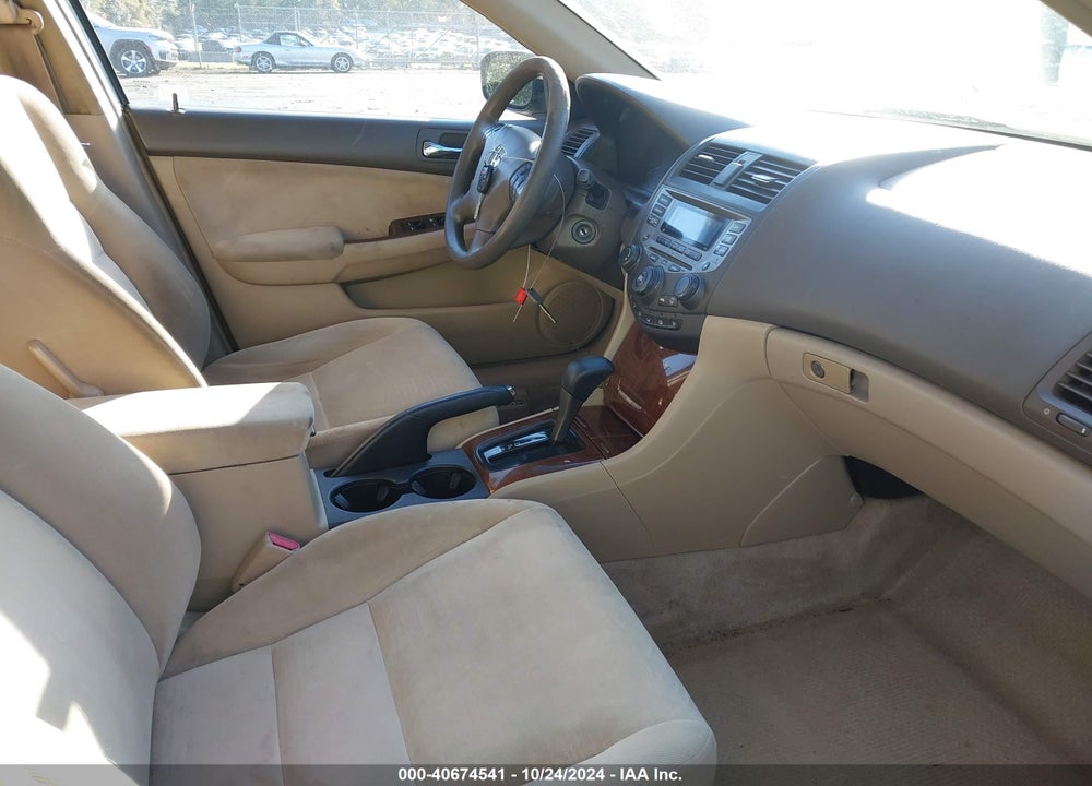 2007 HONDA ACCORD 2.4 EX VIN: 1HGCM56797A130190