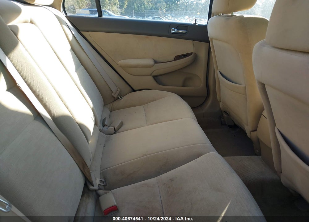 2007 HONDA ACCORD 2.4 EX VIN: 1HGCM56797A130190
