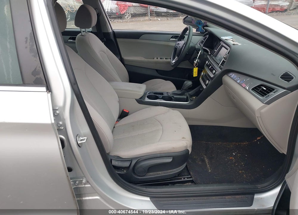 2018 HYUNDAI SONATA SE VIN: 5NPE24AFXJH705130