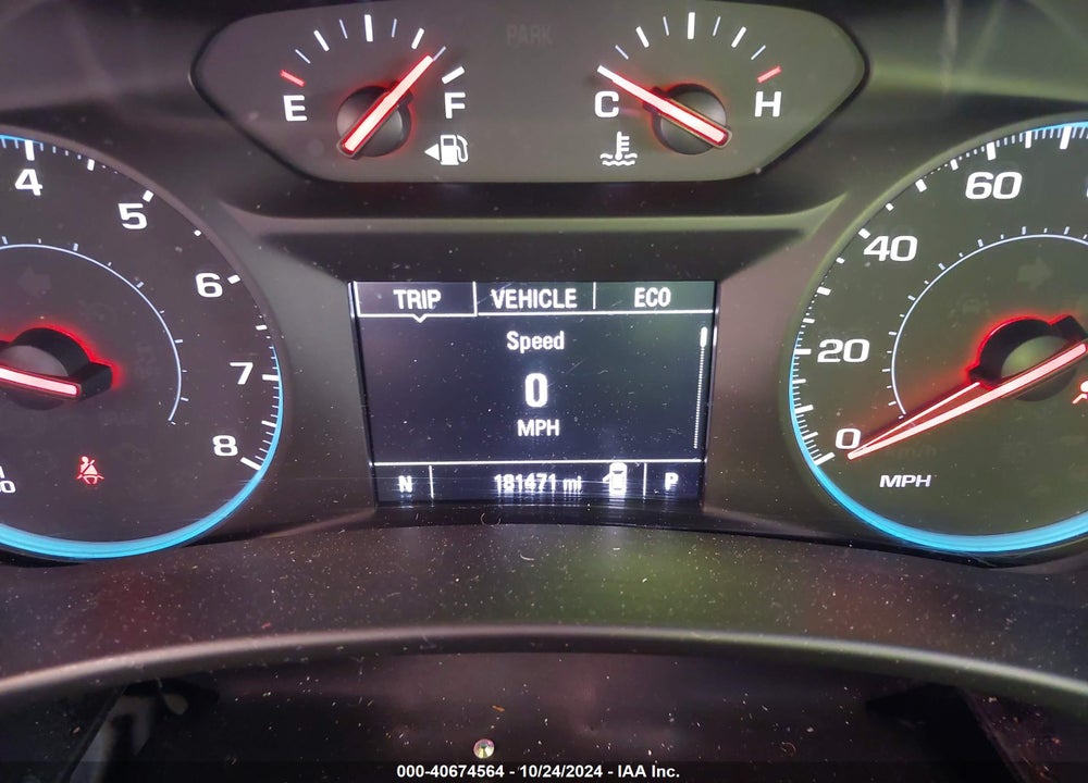 2018 CHEVROLET EQUINOX LT VIN: 2GNAXSEV6J6154177