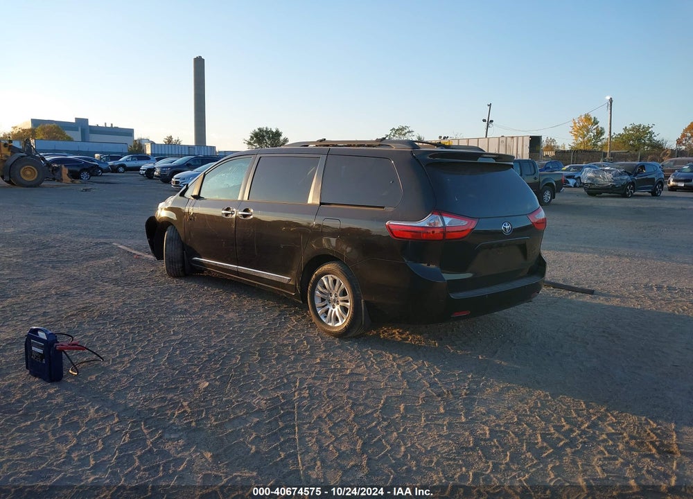 2016 TOYOTA SIENNA XLE LIMITED VIN: 5TDYK3DC9GS744674