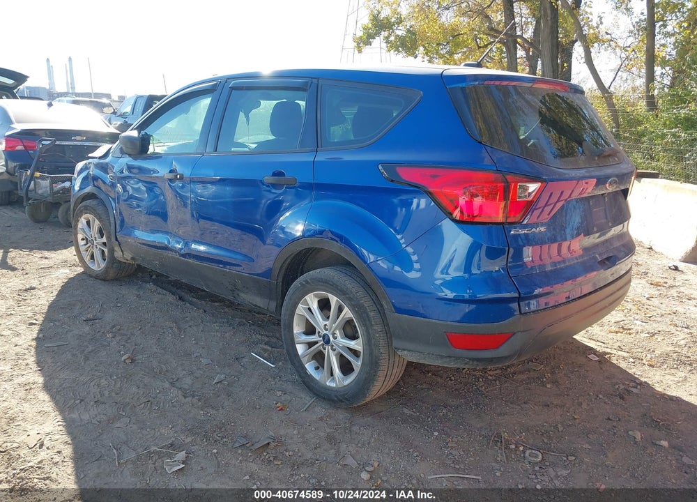2019 FORD ESCAPE S VIN: 1FMCU0F70KUA29236