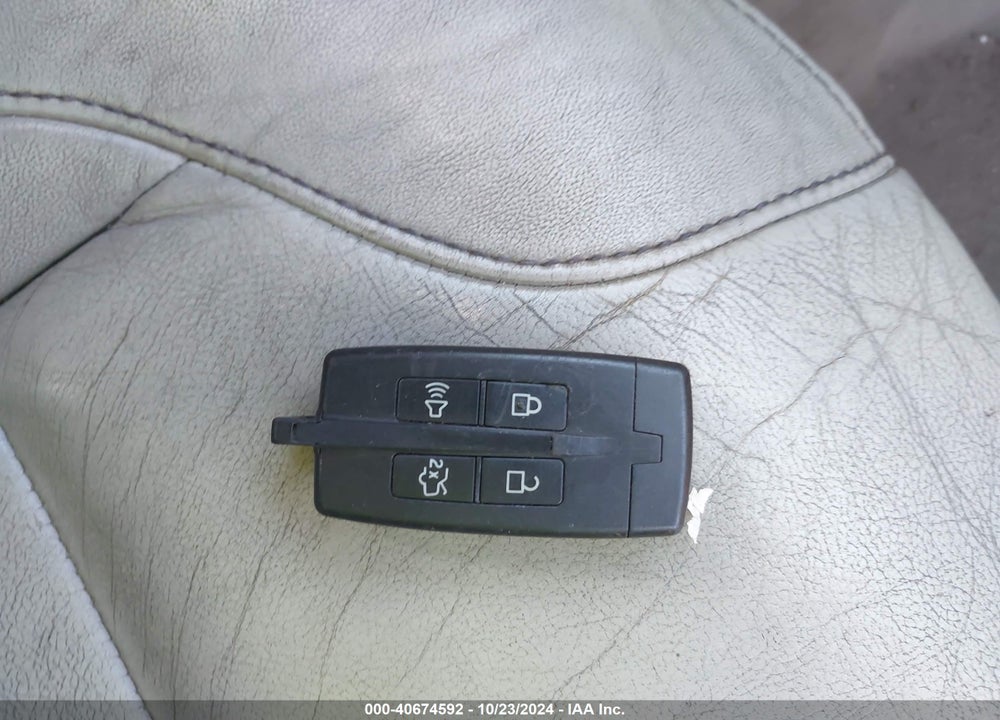2010 FORD TAURUS SEL VIN: 1FAHP2EW0AG122475