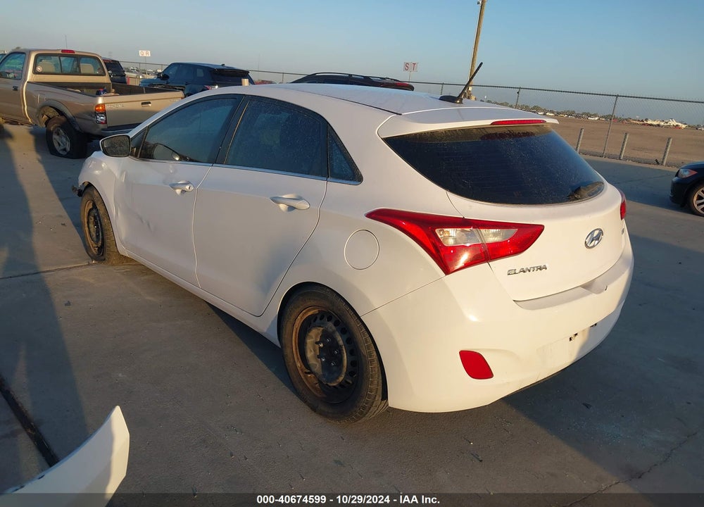 2014 HYUNDAI ELANTRA GT VIN: KMHD35LH4EU178870
