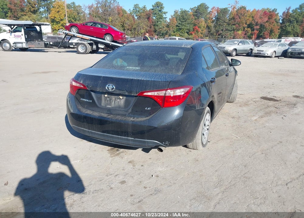 2019 TOYOTA COROLLA LE VIN: 2T1BURHE2KC223487
