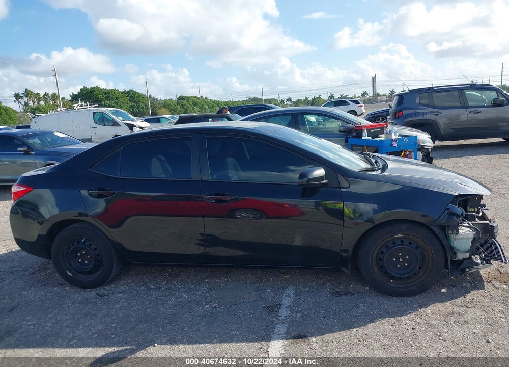 2017 TOYOTA COROLLA LE VIN: 2T1BURHE2HC951397