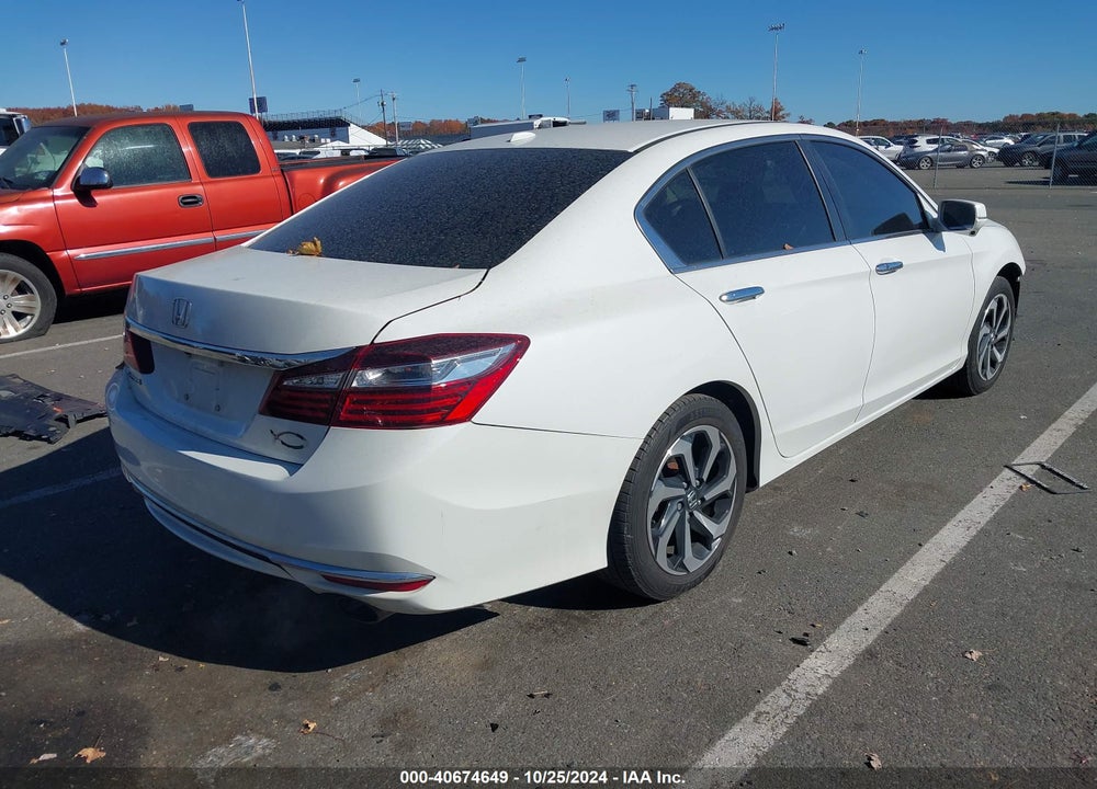 2017 HONDA ACCORD EX-L VIN: 1HGCR2F83HA277907