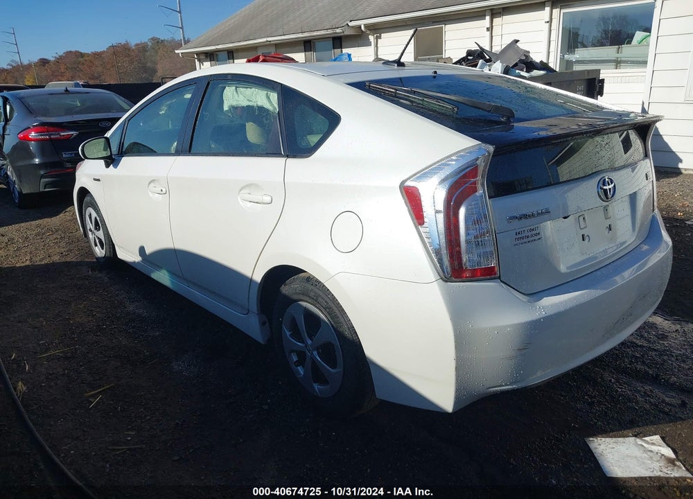 2015 TOYOTA PRIUS VIN: JTDKN3DU5F0404624