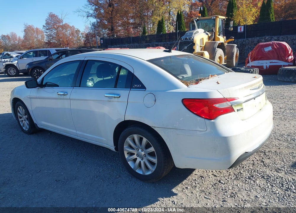 2013 CHRYSLER 200 LIMITED VIN: 1C3CCBCG3DN760820
