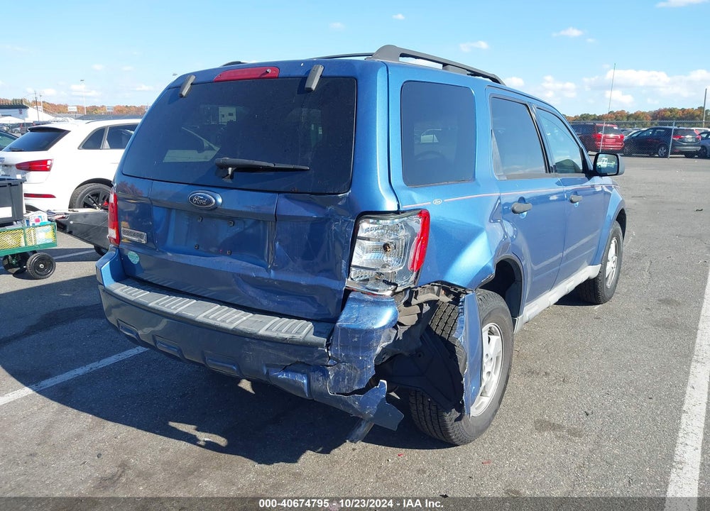2009 FORD ESCAPE XLT VIN: 1FMCU03739KB87144