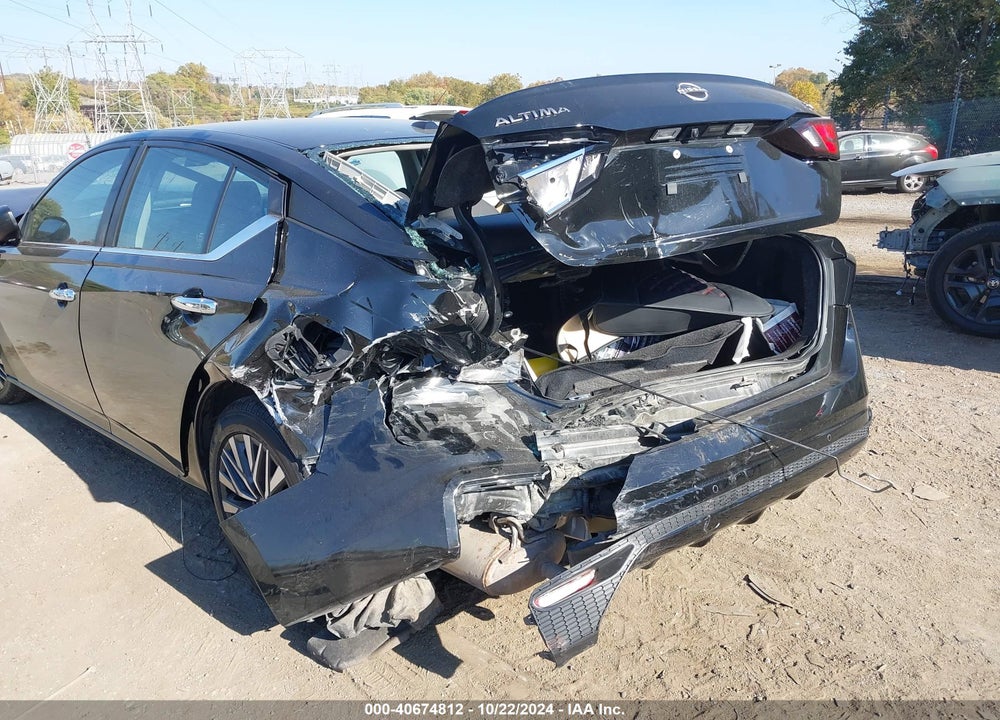 2024 NISSAN ALTIMA SV FWD VIN: 1N4BL4DV5RN306985