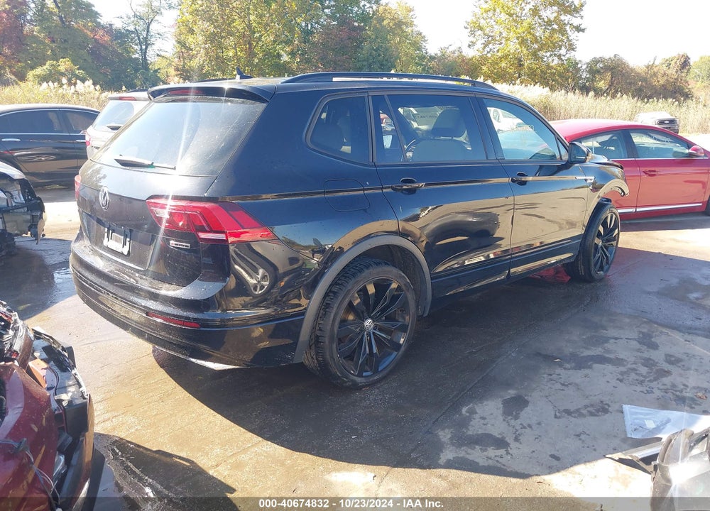 2021 VOLKSWAGEN TIGUAN 2.0T SE/2.0T SE R-LINE BLACK/2.0T SEL VIN: 3VV2B7AX2MM062463