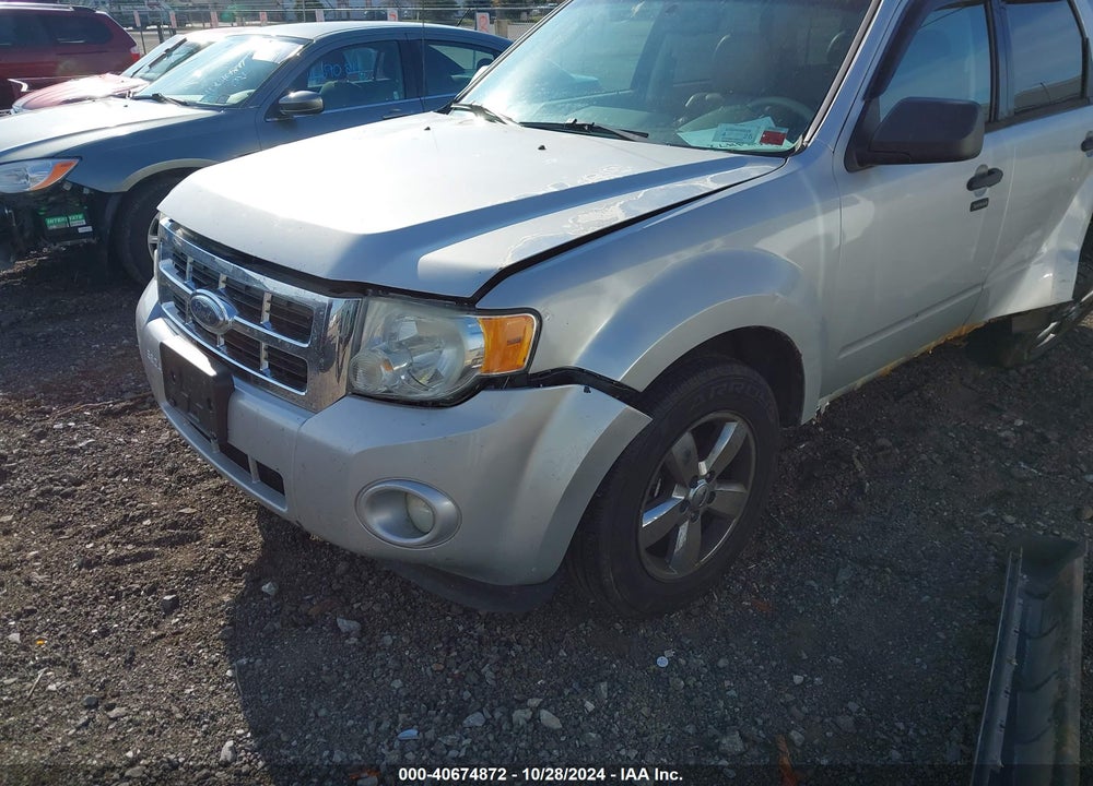 2009 FORD ESCAPE XLT VIN: 1FMCU93G89KC80164