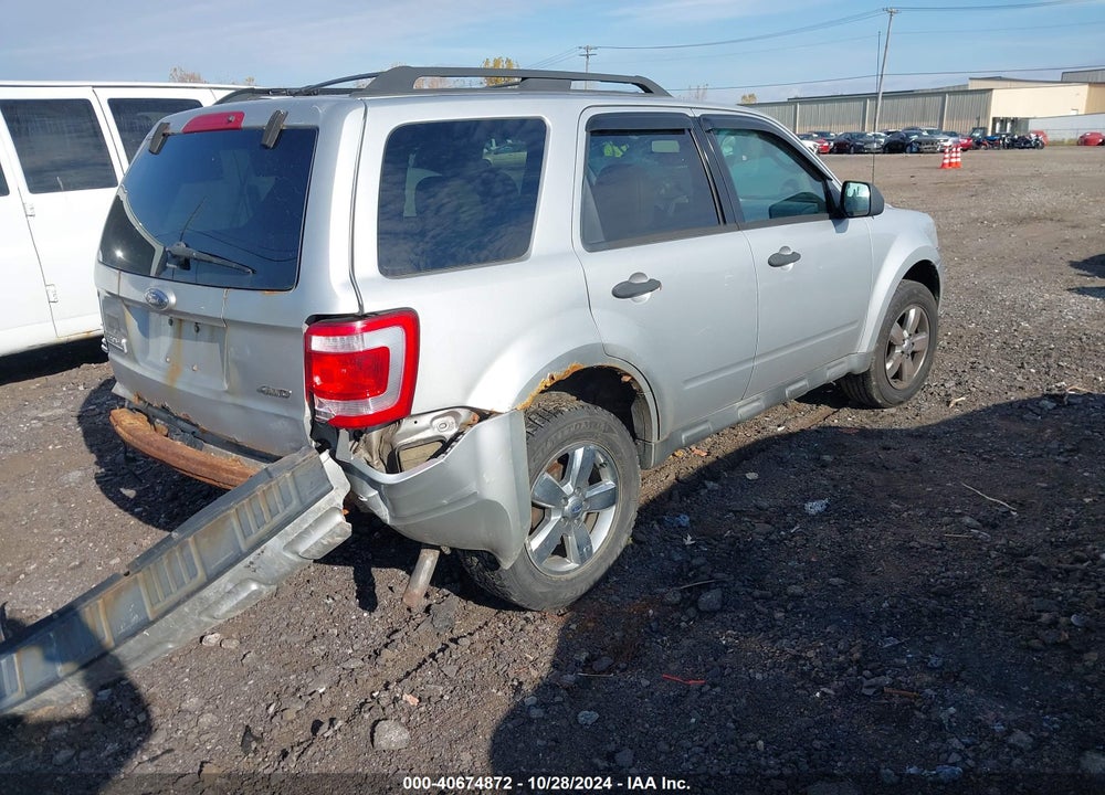 2009 FORD ESCAPE XLT VIN: 1FMCU93G89KC80164