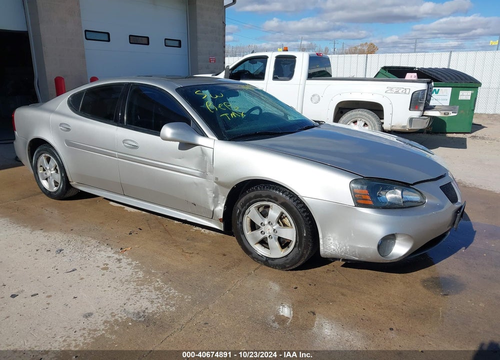 2007 PONTIAC GRAND PRIX VIN: 2G2WP552271164107