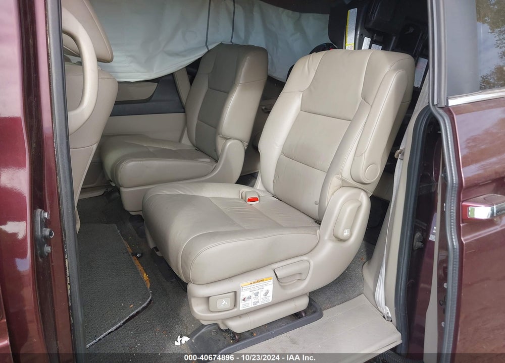 2011 HONDA ODYSSEY EX-L VIN: 5FNRL5H61BB073306
