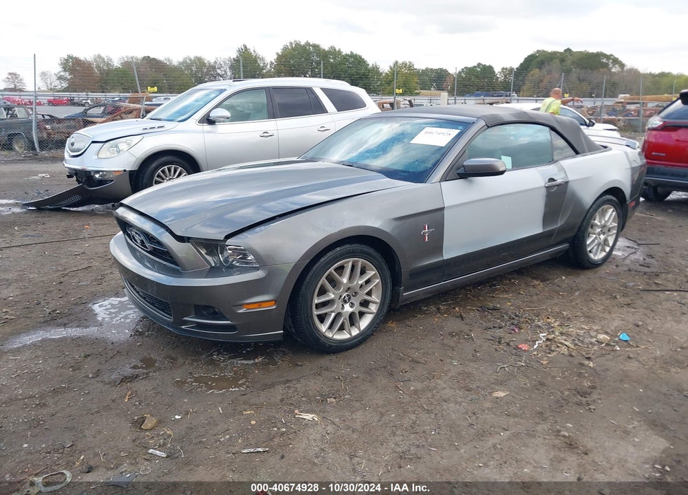 2013 FORD MUSTANG V6 PREMIUM VIN: 1ZVBP8EM1D5268477
