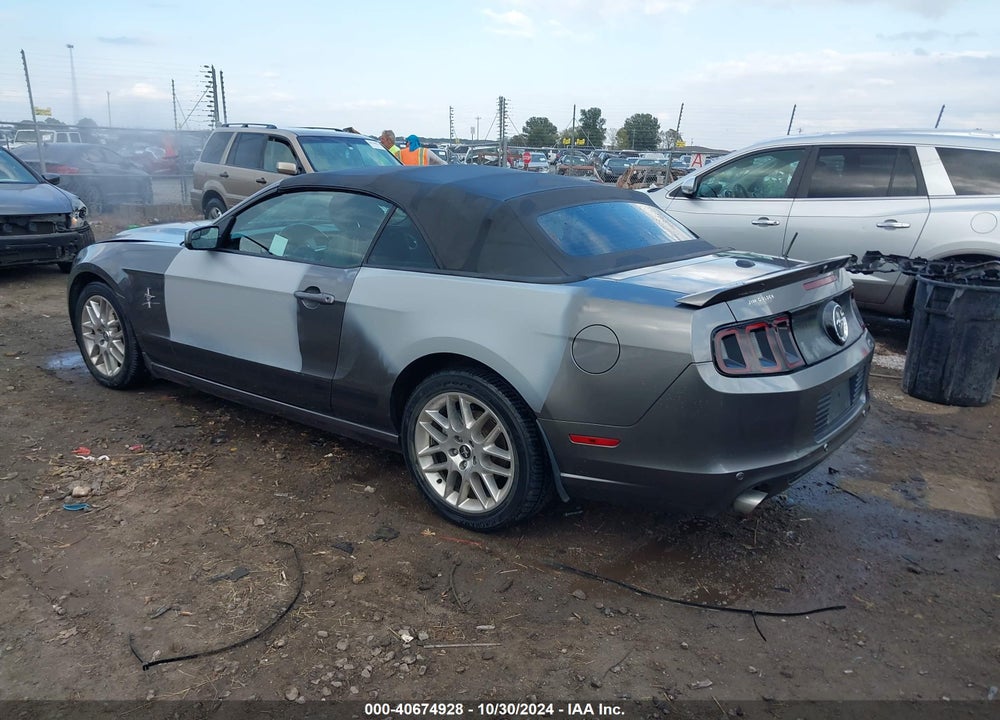 2013 FORD MUSTANG V6 PREMIUM VIN: 1ZVBP8EM1D5268477