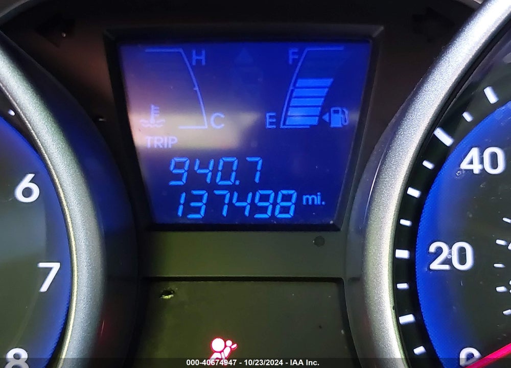 2014 HYUNDAI TUCSON SE VIN: KM8JU3AG7EU934173