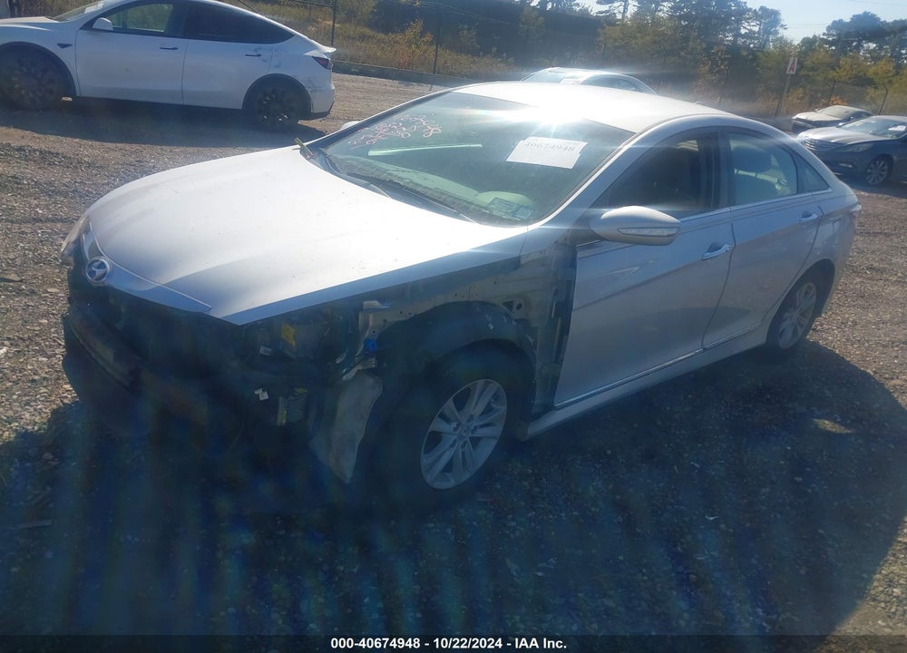 2014 HYUNDAI SONATA HYBRID VIN: KMHEC4A47EA114984