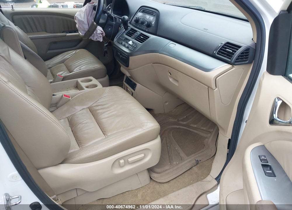 2010 HONDA ODYSSEY EX-L VIN: 5FNRL3H72AB006869