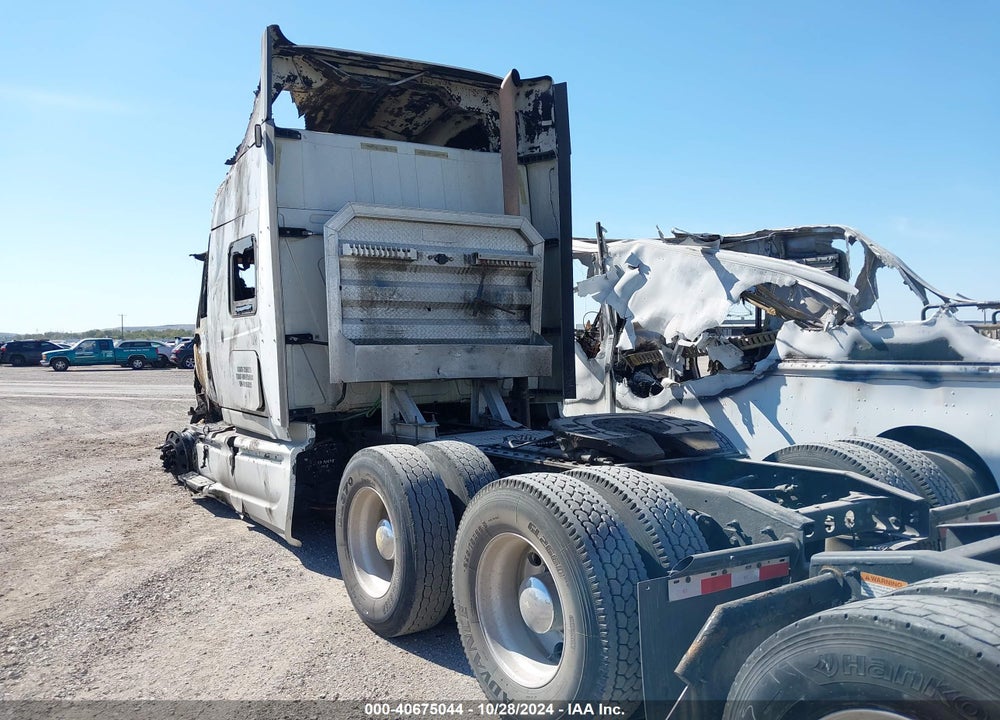 2011 INTERNATIONAL PROSTAR PREMIUM VIN: 3HSCUAPR7BN186925
