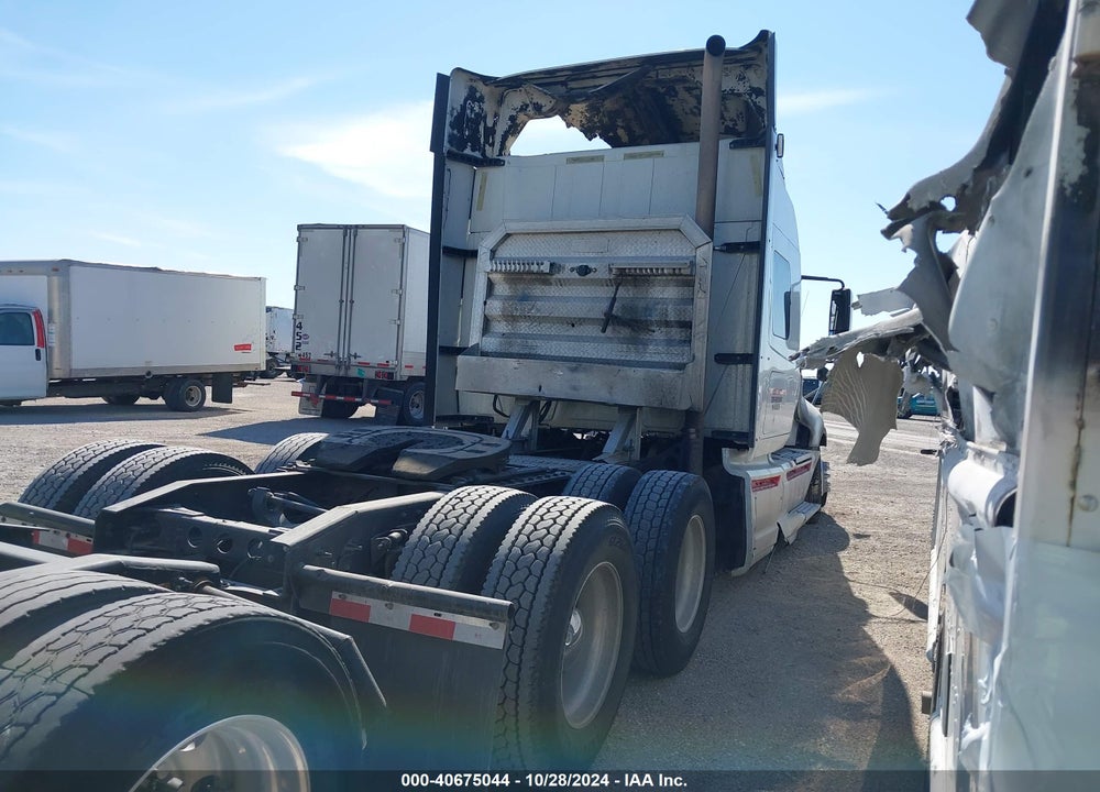 2011 INTERNATIONAL PROSTAR PREMIUM VIN: 3HSCUAPR7BN186925