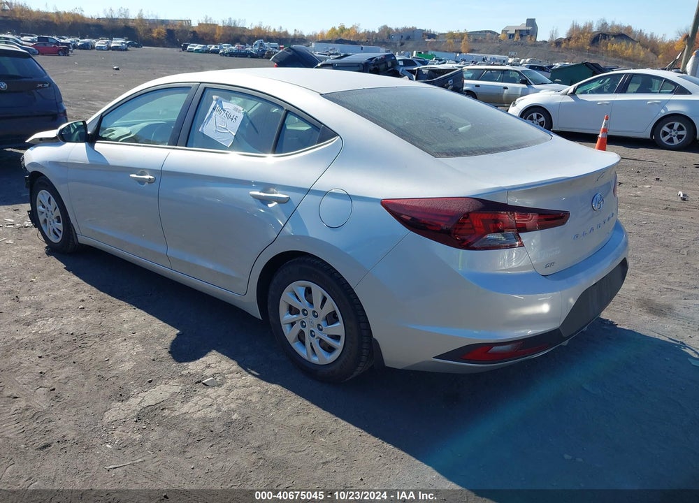 2019 HYUNDAI ELANTRA SE VIN: 5NPD74LFXKH470806
