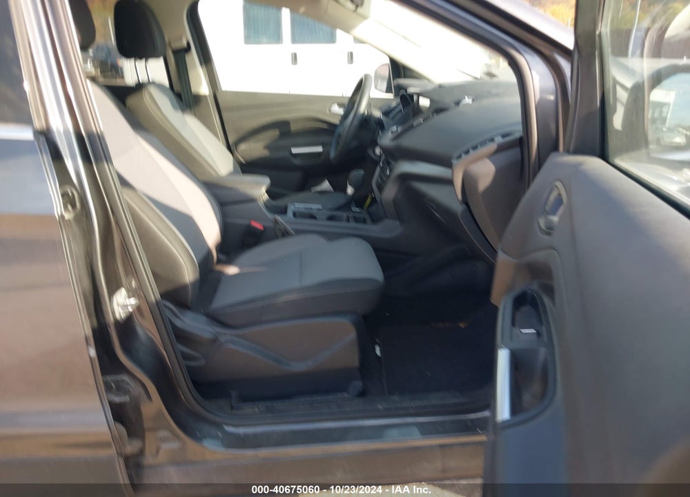 2017 FORD ESCAPE SE VIN: 1FMCU9GD4HUA36644