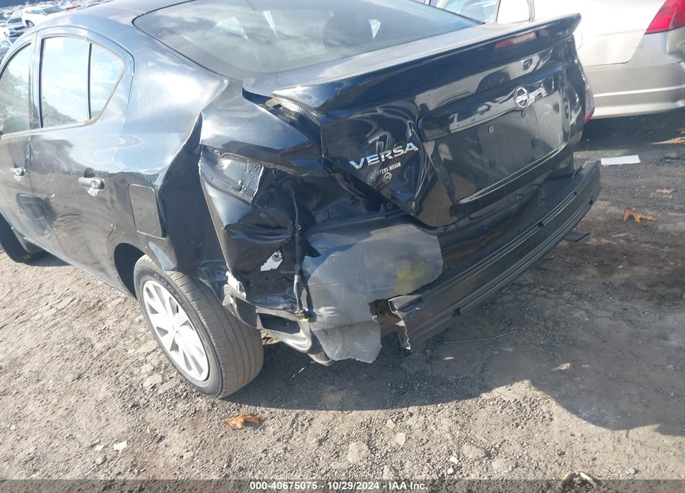 2017 NISSAN VERSA 1.6 S+ VIN: 3N1CN7AP2HL904064