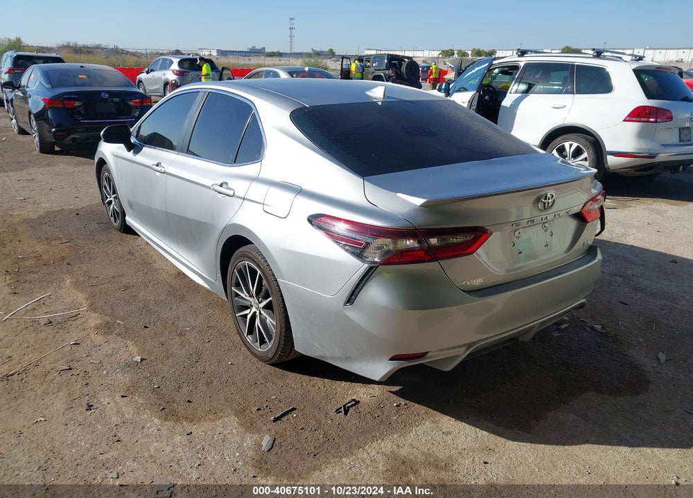2021 TOYOTA CAMRY SE VIN: 4T1G11AK1MU558709
