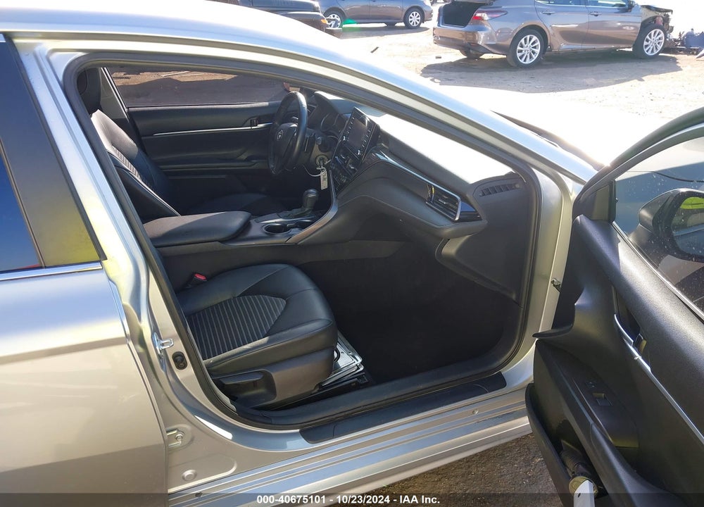 2021 TOYOTA CAMRY SE VIN: 4T1G11AK1MU558709