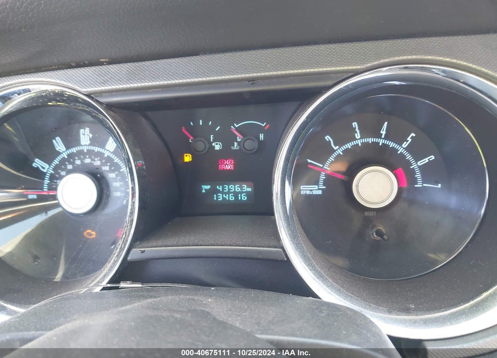 2010 FORD MUSTANG V6/V6 PREMIUM VIN: 1ZVBP8EN2A5174208