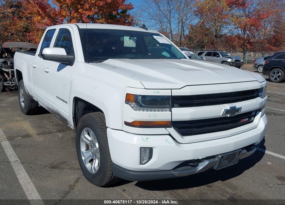 2017 CHEVROLET SILVERADO 1500 2LT VIN: 1GCVKREC4HZ275756