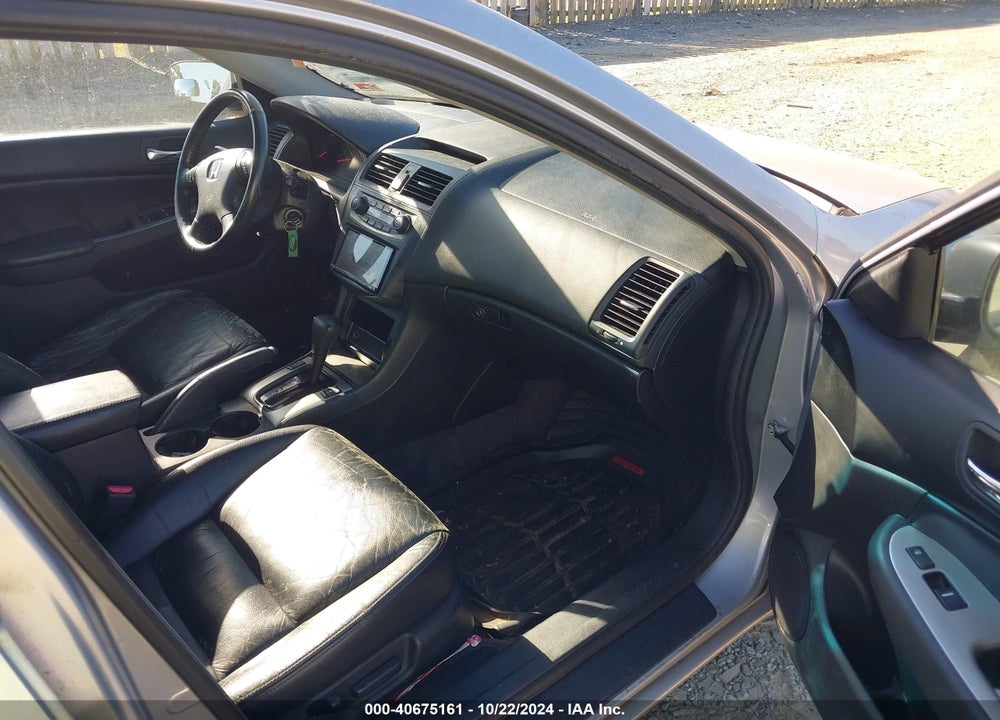 2004 HONDA ACCORD 3.0 EX VIN: 1HGCM66864A050565