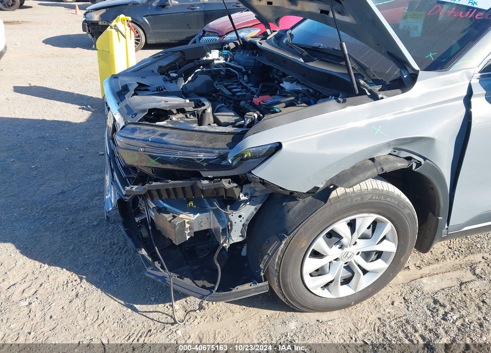 2024 HONDA CR-V LX AWD VIN: 7FARS4H27RE005570