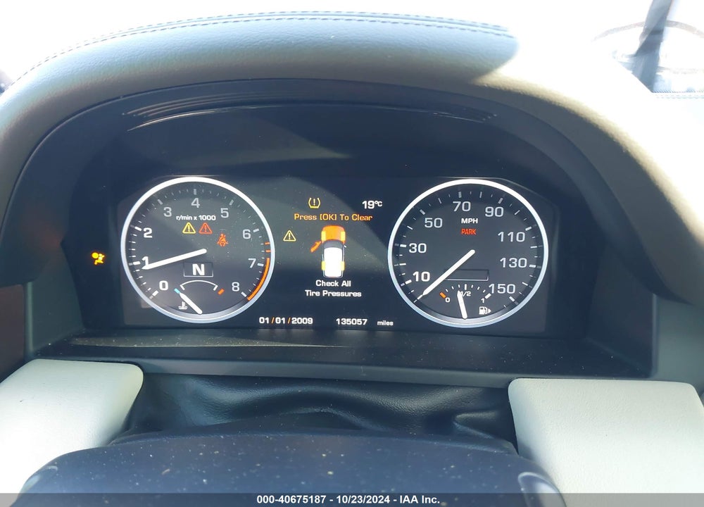 2010 LAND ROVER RANGE ROVER HSE VIN: SALME1D40AA324723