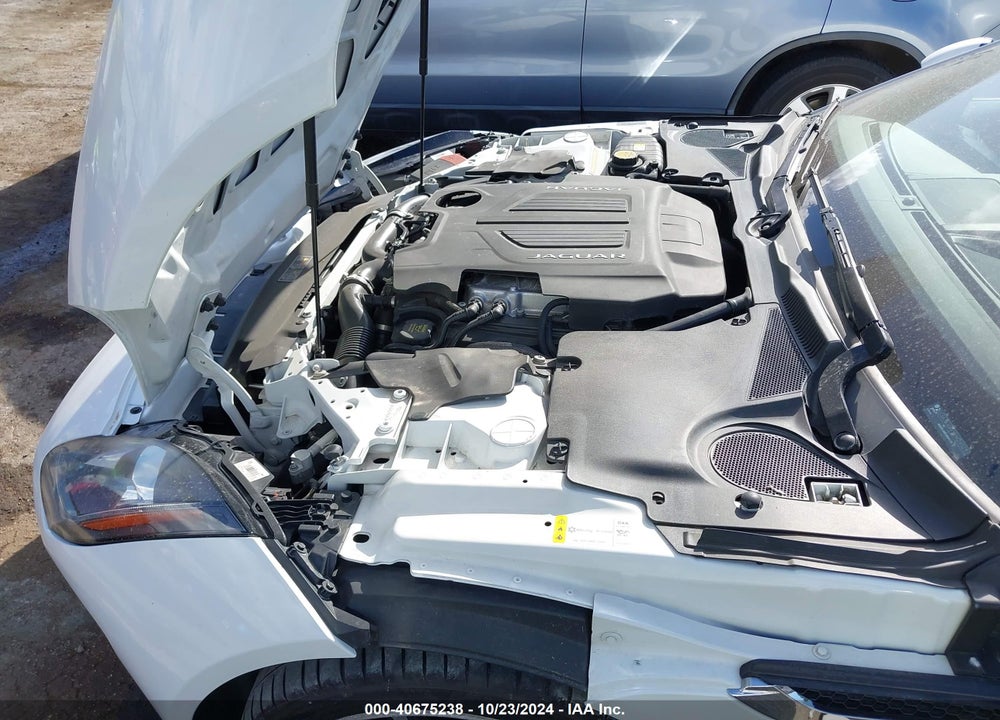 2016 JAGUAR F-TYPE S VIN: SAJWJ6BV1G8K24121