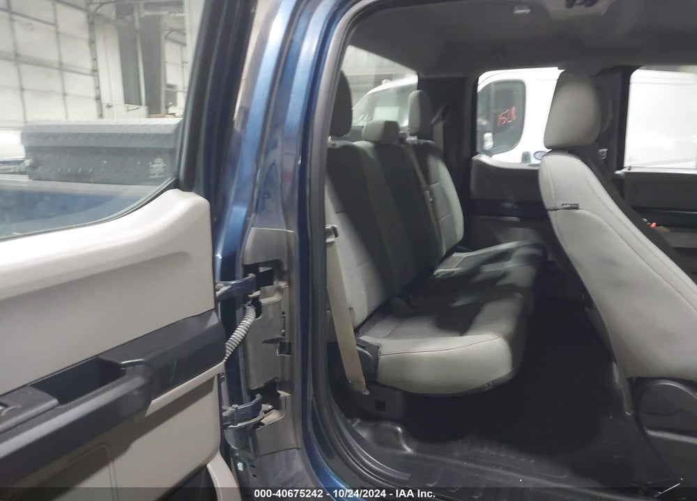 2017 FORD F-150 XL VIN: 1FTEX1E83HFA08334