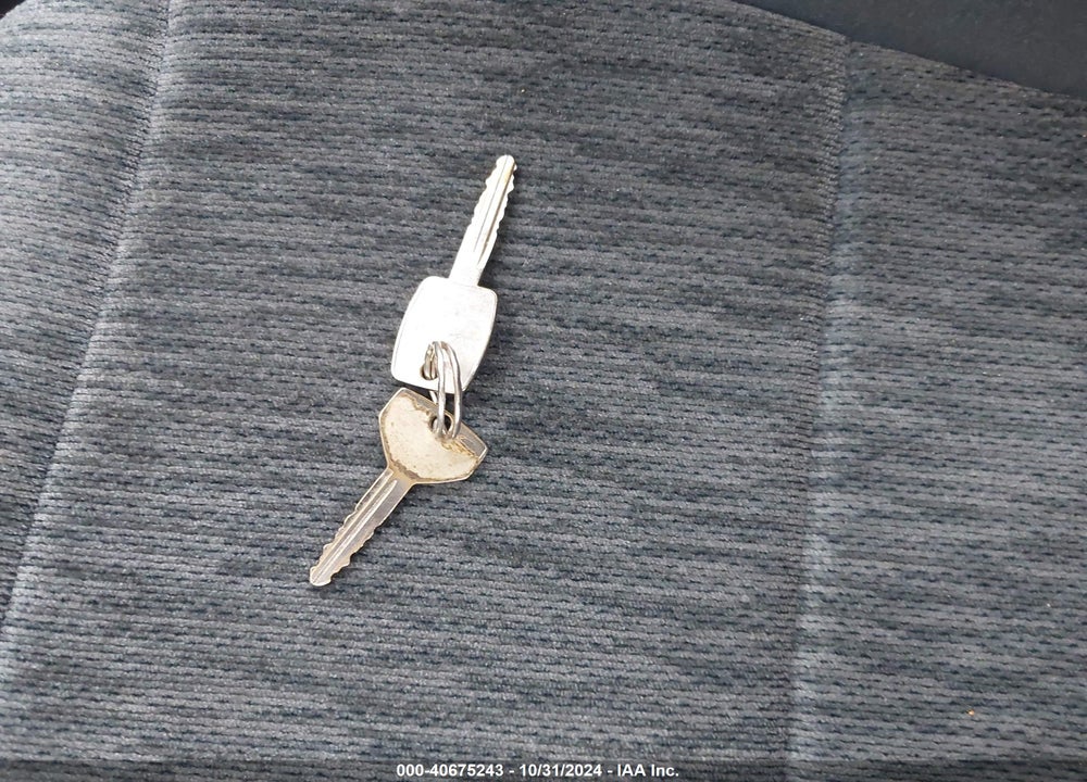 1993 SATURN SL2 VIN: 1G8ZK557XPZ239172